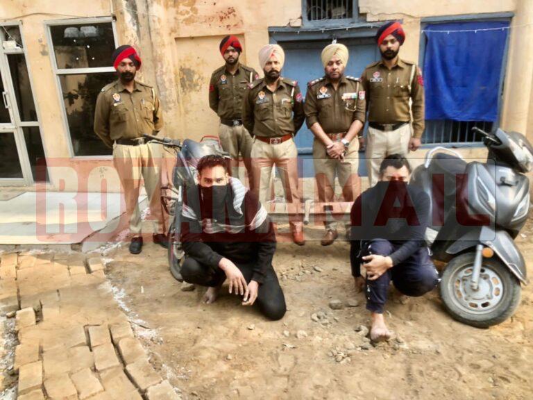 Jalandhar News: बुलंदपुर में छुरी मार कर लूट करने वाला लुटेरा साथी समेत गिरफ्तार, कैश, मोबाइल बरामद