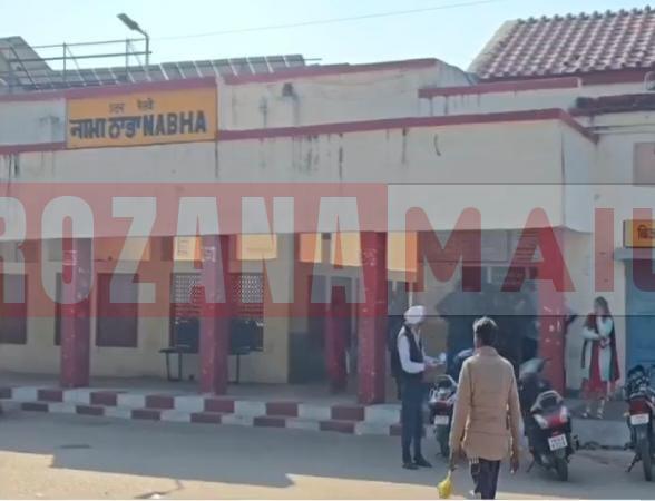 बड़ी खबर: चलती ट्रेन के बाथरूम में मिला 25 साल की पंजाबी युवती का शव, हत्या करके शव बाथरूम में छिपाया था