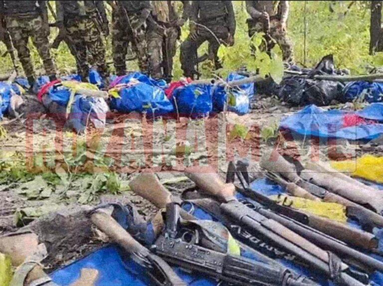 छत्तीसगढ़ में सेना ने मार गिराए 31 नक्सली: दो जवान भी शहीद, हथियार और गोला बारूद मिले, पढ़ें