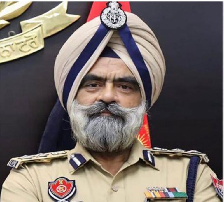 स्क्रैप व्यापारी से पांच लाख रुपए रिश्वत लेते डीआईजी भुल्लर गिरफ्तार, मोहाली में सीबीआई ने लगाया था ट्रेप