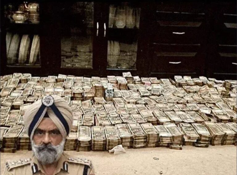 DIG भुल्लर केस: रिश्वत केस में सीबीआई के सामने भुल्लर ने उगले 14 सीनियर अधिकारियों के नाम, इनमें दस IPS तो 4 IAS ऑफिसर, प्रॉपर्टी में ब्लैक मनी इन्वेस्ट करने का शक, पढ़ें