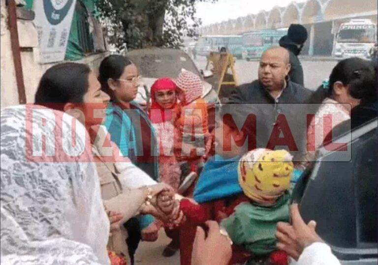 जालंधर में बच्चों से भीख मंगवाने पर एक्शन: पुलिस ने बच्चे पकड़ सिविल अस्पताल से मेडिकल करवाना शुरू किया, भीख मंगवा रही महिलाओं से खींचा-तानी