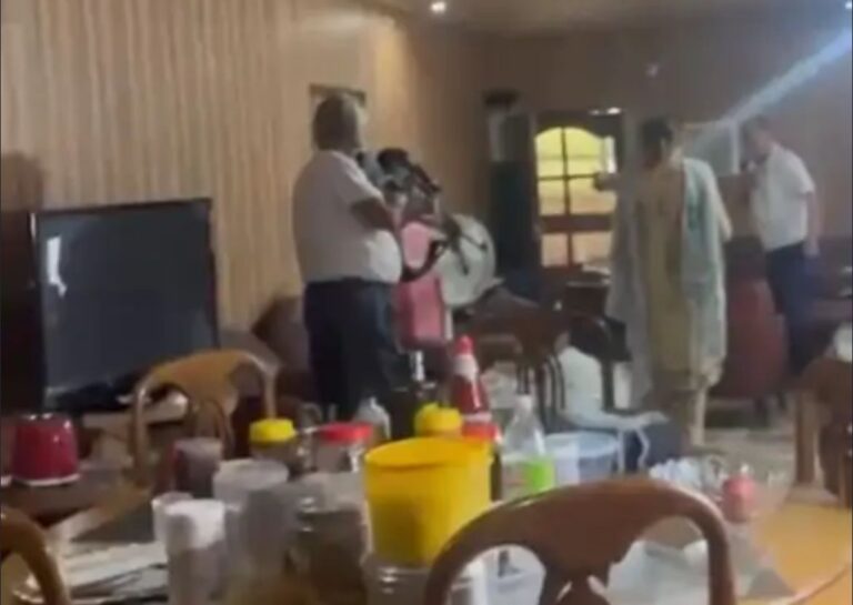 पंजाब में उधार दिए पांच लाख रुपए मांगने पर दोस्त ने राइफल से गोली मारी, पढ़ें