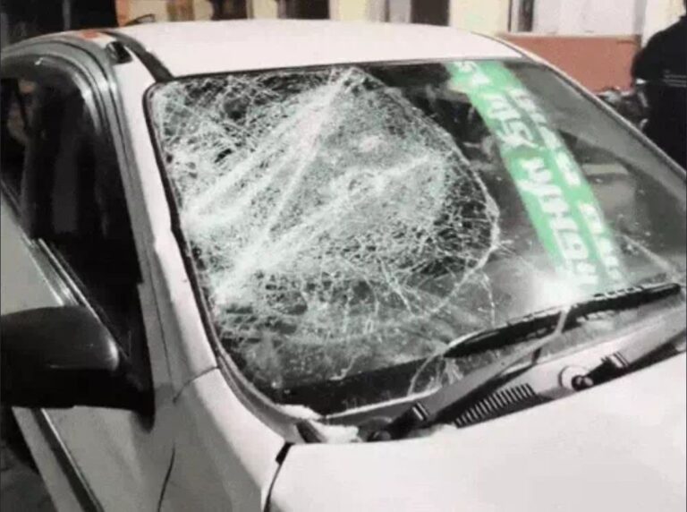 जालंधर में आधा दर्जन लुटेरों ने कार को घेर कर फाइनांस कंपनी के वर्कर को लूटा, गाड़ी भी तोड़ी