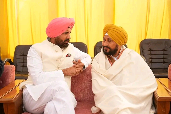 पंजाब कांग्रेस में अब कास्ट वार: चन्नी को वडिंग का जवाब: कहा- दो सीटें हारने पर भी एम.पी बनाया; चन्नी ने कहा था- सभी पद जट्ट सिखों को