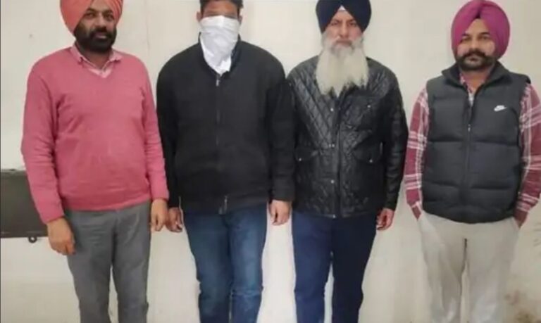 खन्ना में CIA स्टाफ का हैड कांस्टेबल 5.20 लाख की रिश्वत लेता काबू, सीआईए के इंचार्ज का नाम सामने आया तो उसके खिलाफ भी केस दर्ज