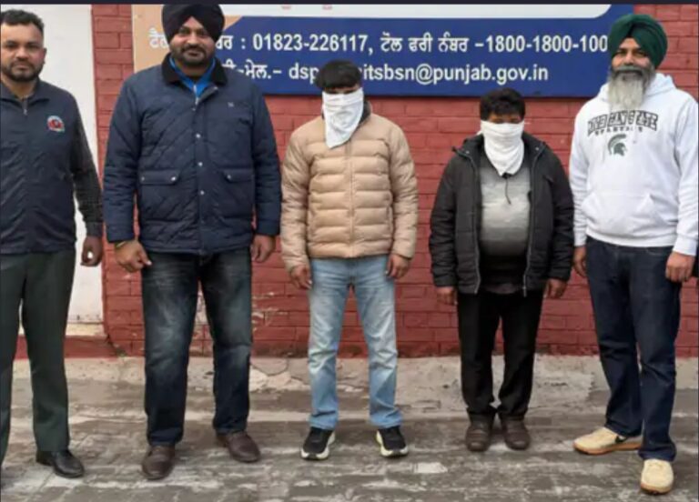 पंजाब वक्फ बोर्ड का रेंट कलेक्टर और चपरासी 18 हजार की रिश्वत लेते गिरफ्तार, किसान से जमीन की लीज रिन्यू करने बदले मांगी थी रिश्वत