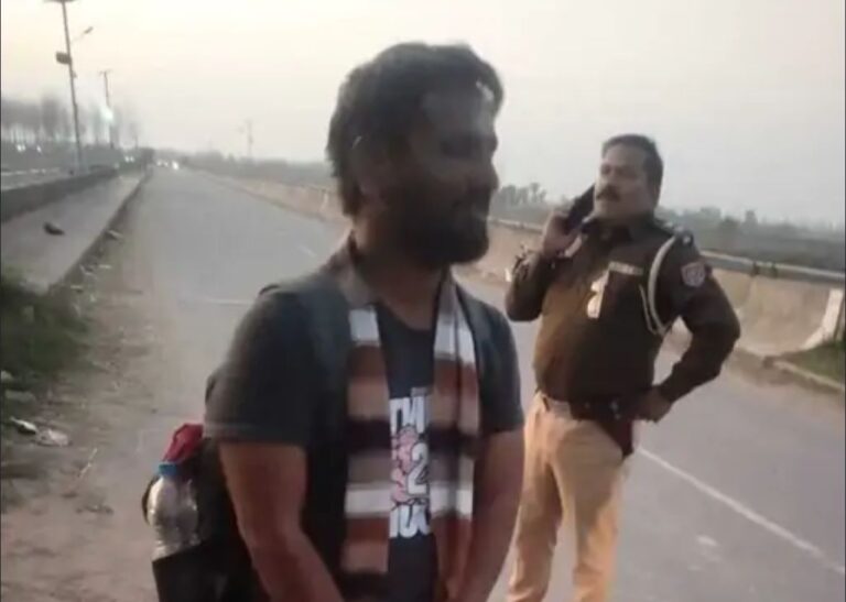 पठानकोट में सेना की वर्दी में घूमते दिखाई दिए संदिग्ध, अलर्ट, एक संदिग्ध हिरासत में, पढ़ें