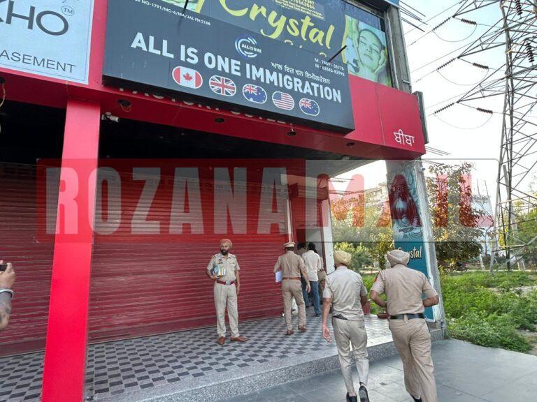 News Impect: गढ़ा रोड़ पर क्रिस्टल स्पा सेंटर में पुलिस फोर्स की रेड, मालिक रेड से पहले ही भागा, अंदर से लड़कियां बरामद, देखें रेड की तस्वीरें