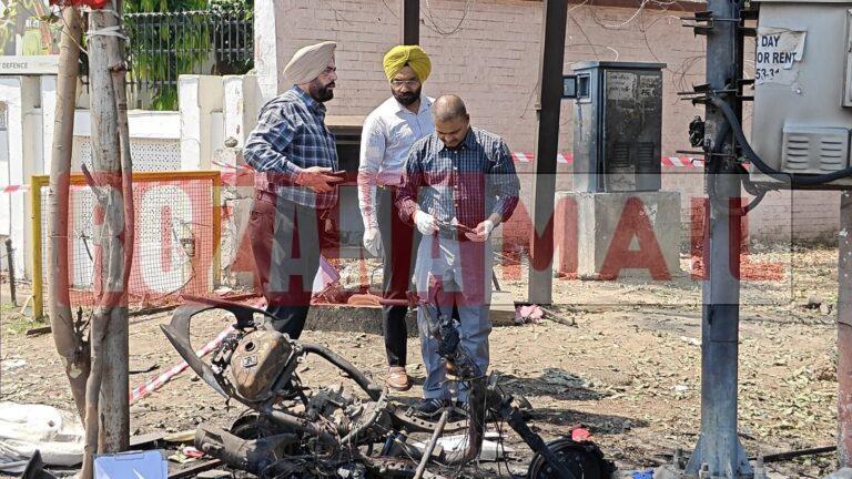 बीएसएफ कैंपस के बाहर हुए ब्लास्ट में IED का इस्तेमाल हुआ, अमृतसर में भी आर्मी कैंप के बाहर ब्लास्ट, डीजीपी बोले- तार पाकिस्तान से जुड़े, सीएम मान ने बीजेपी पर ब्लास्ट करवाने के आरोप लगाए, पढ़े किसने ली जिम्मेदारी