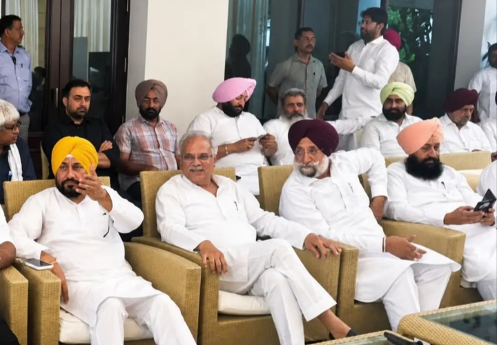 पंजाब कांग्रेस में संकट: पूर्व मुख्यमंत्री चरणजीत सिंह चन्नी ने इस्तीफे की पेशकश रखी, बघेल बेरंग साबित हो रहे