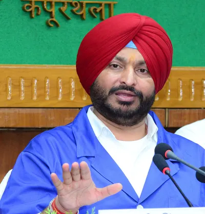 राज्यसभा की टिकट न मिलने पर भाजपा के केंद्रीय मंत्री रवनीत बिट्टू ने इस्तीफा दिया, तत्काल प्रभाव से मंजूर, पंजाब चुनाव लड़ने की तैयारी करेंगे