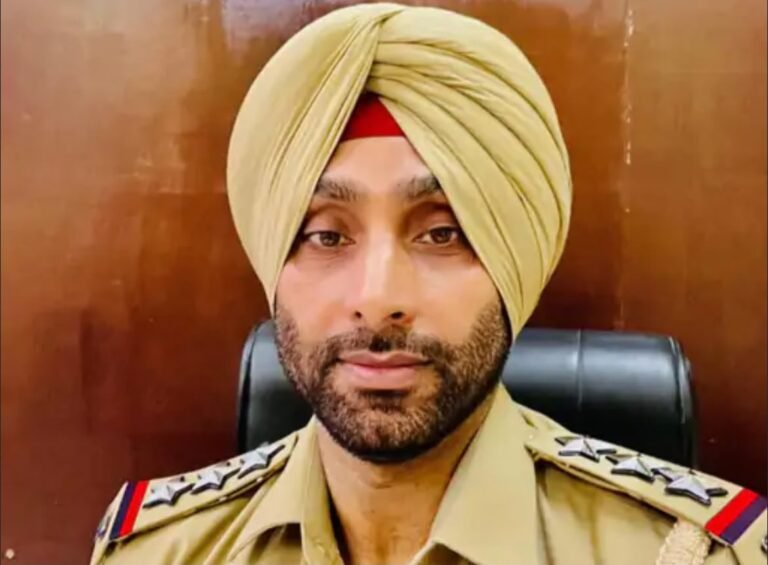 चर्चित ढिल्लो ब्रदर्स सुसाइड केस में इंस्पेक्टर नवदीप सिंह डिस्चार्ज, कोर्ट ने कहा- आत्महत्या के लिए उकसाने का अपराध नहीं बनता।